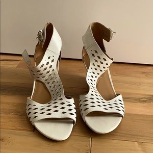 Laser-cut Franco Sarto wedges